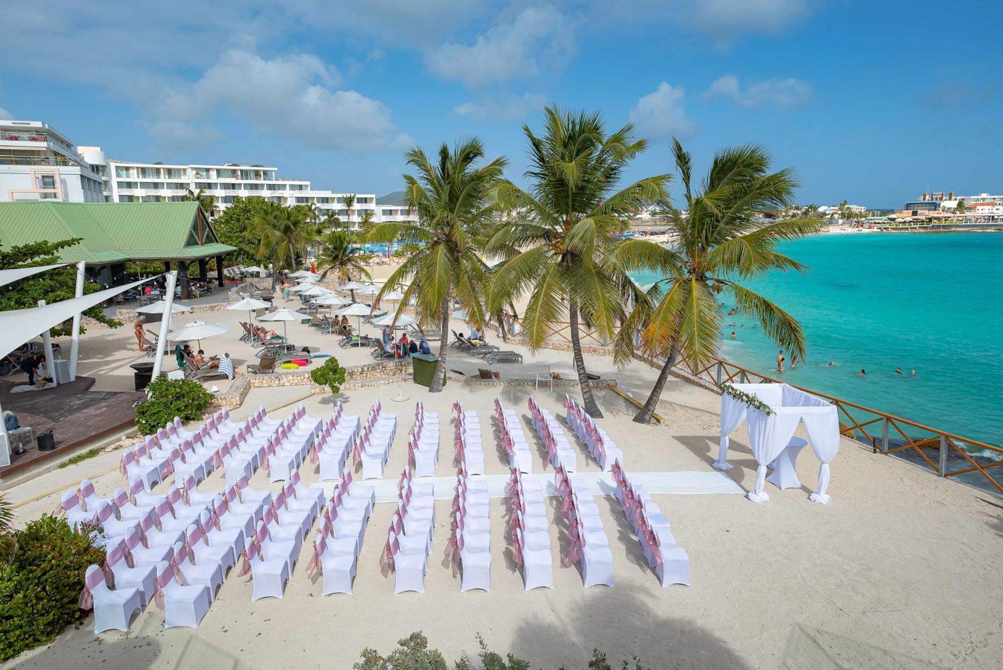 Sonesta Maho Beach All Inclusive Resort Casino & Spa Eksteriør billede